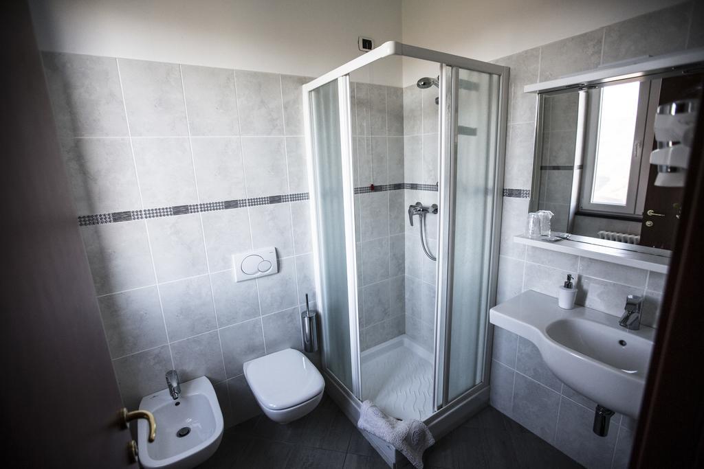 Albergo La Veranda Tavarone Δωμάτιο φωτογραφία