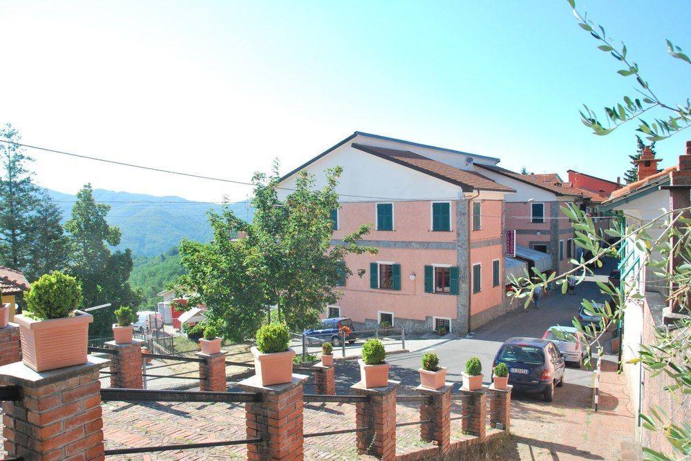Albergo La Veranda Tavarone Εξωτερικό φωτογραφία