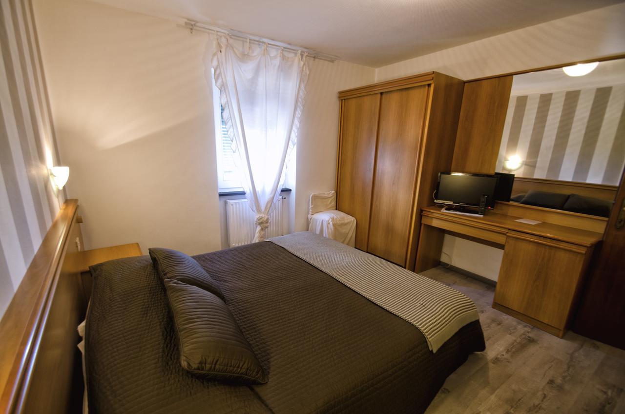 Albergo La Veranda Tavarone Εξωτερικό φωτογραφία