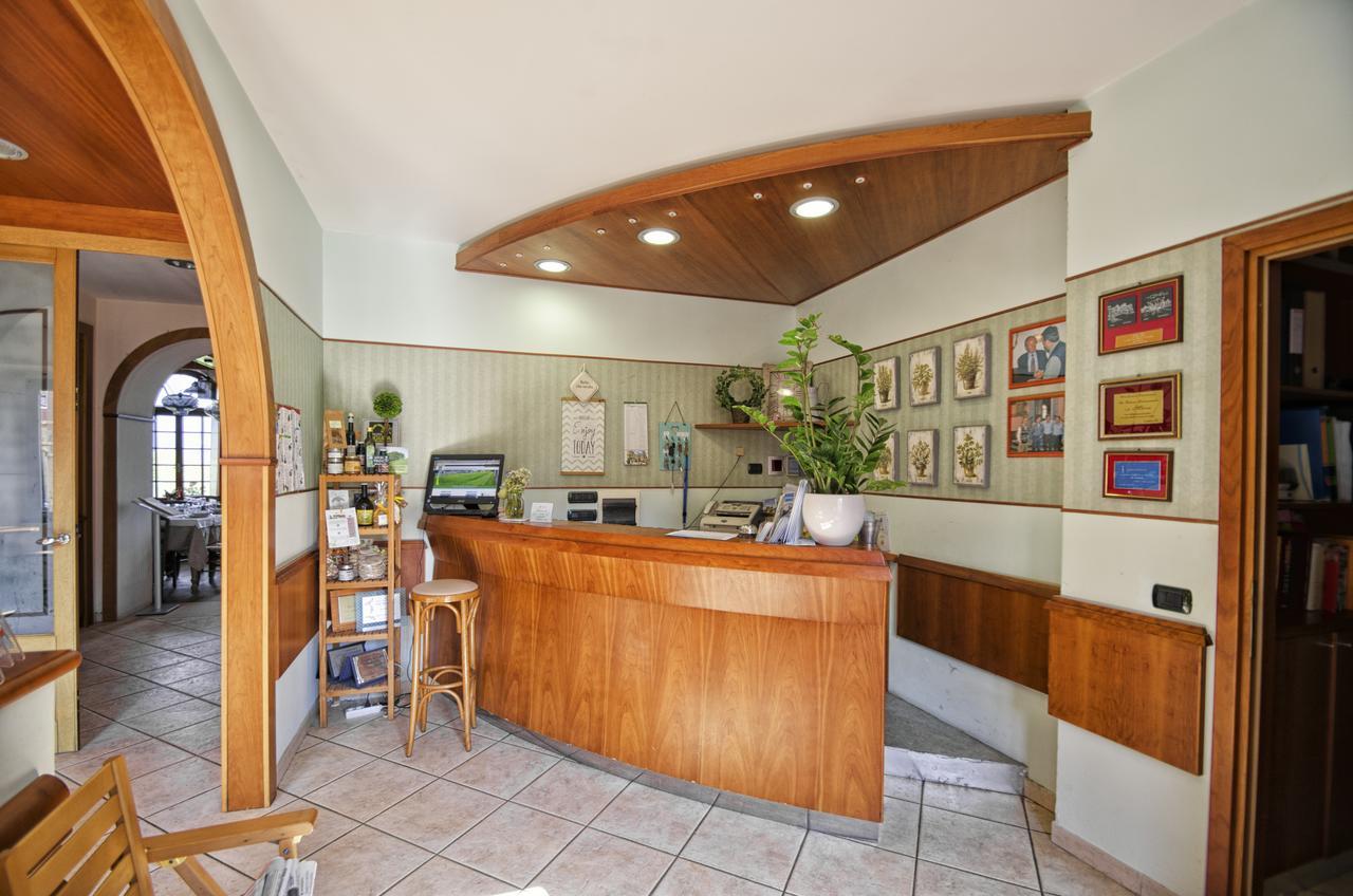 Albergo La Veranda Tavarone Εξωτερικό φωτογραφία